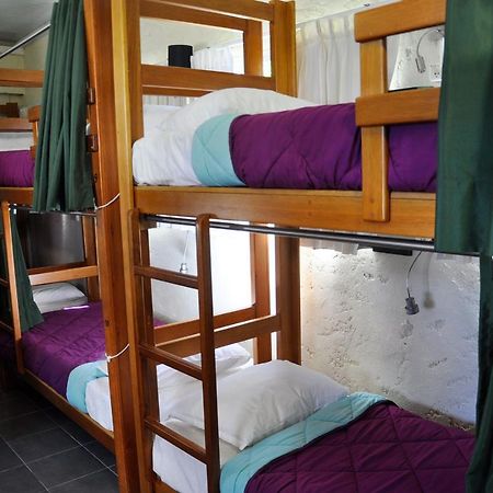 Casa Alevines Hostel & Suites Пунта-дель-Эсте Экстерьер фото
