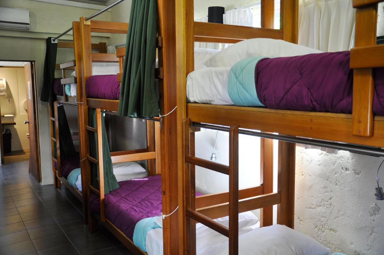 Casa Alevines Hostel & Suites Пунта-дель-Эсте Экстерьер фото